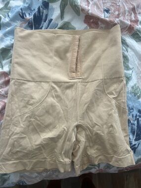 High-Waist Shaping Shorts in Beige